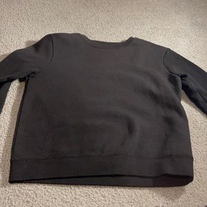 Black sweatshirt